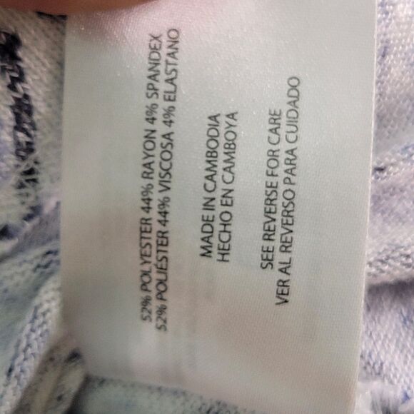 Orvis Womens Sz XL Blue Geometric Short Sleeve V-Neck Blouse - Picture 7 of 10